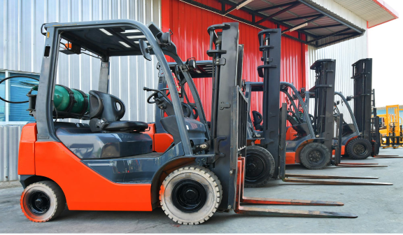 Conheça os nossos serviços: Reforma  e Retrofit de Empilhadeiras